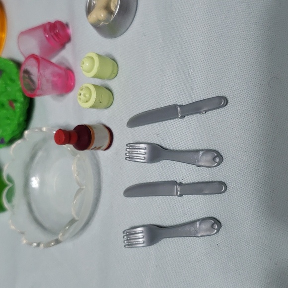 Barbie My House Table Playset *Incomplete* - Picture 6 of 15